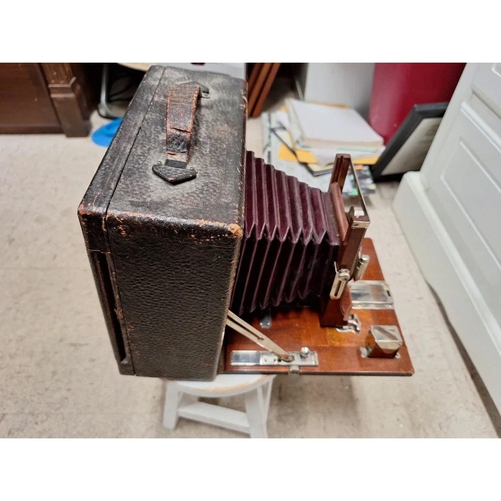 The Seroco‎ 5x7 camera / plate camera